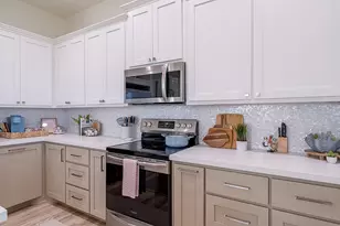 512 Caplen Shores Circle, Port Bolivar, TX 77617 - Photo 11