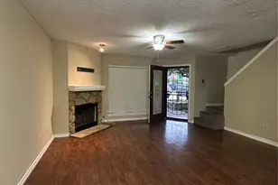 3936 Brandon Park Dr, Garland, TX 75044 - Photo 13