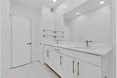 4414 Cedar Springs Road #325, Dallas, TX 75219 - Photo 21