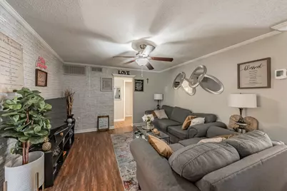 623 Ridgeline Drive, Hurst, TX 76053 - Photo 5