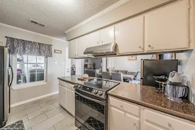 623 Ridgeline Drive, Hurst, TX 76053 - Photo 13