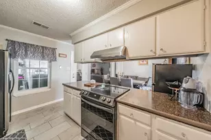 623 Ridgeline Dr, Hurst, TX 76053 - Photo 13