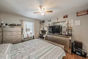 623 Ridgeline Dr, Hurst, TX 76053 - Photo 19