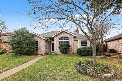 710 E Grubb Drive, Mesquite, TX 75149 - Photo 1