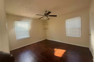 223 Church St, DeSoto, TX 75115 - Photo 3