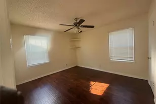 223 Church St, DeSoto, TX 75115 - Photo 3