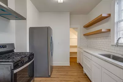 1329 Hurley Avenue, Fort Worth, TX 76104 - Photo 11