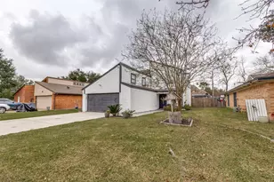 605 S Remington Dr, Angleton, TX 77515 - Photo 25