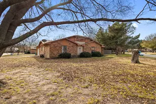 2736 Chebi Ln, Denton, TX 76209 - Photo 5