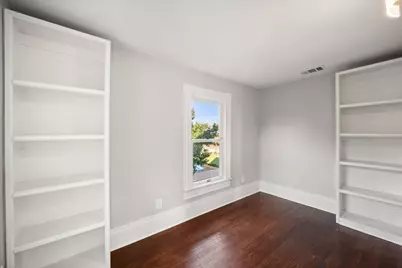 1020 W 3rd Avenue, Corsicana, TX 75110 - Photo 23