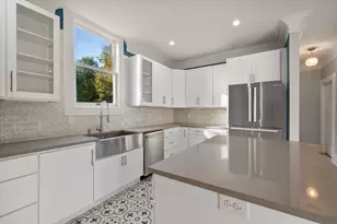 1020 W 3rd Ave, Corsicana, TX 75110 - Photo 9