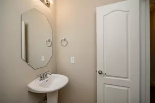 9917 Boyton Canyon Rd, Frisco, TX 75035 - Photo 11