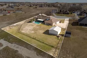 1311 Roe Helm Circle, Rhome, TX 76078 - Photo 35