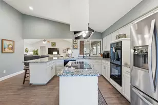 5717 Overridge Ct, Arlington, TX 76017 - Photo 7