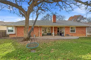 5717 Overridge Ct, Arlington, TX 76017 - Photo 17