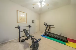 5048 Golden Eagle Dr, Grand Prairie, TX 75052 - Photo 17