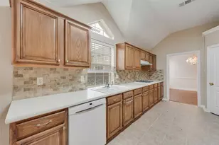 5501 Stone Cliff Ct, McKinney, TX 75071 - Photo 5