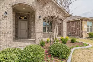 1413 Archway Ct, Fort Worth, TX 76247 - Photo 3