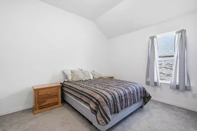 6612 Cedarhurst Court, Denton, TX 76226 - Photo 5