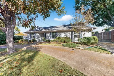 2620 Pearson Drive, Dallas, TX 75214 - Photo 3