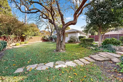 2620 Pearson Drive, Dallas, TX 75214 - Photo 15