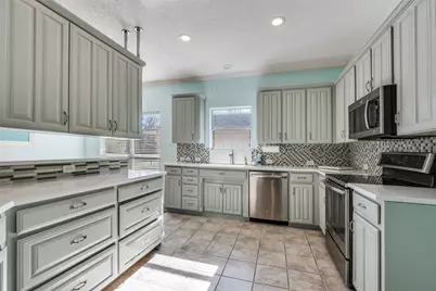 7133 Deer Hollow Drive, Fort Worth, TX 76132 - Photo 13