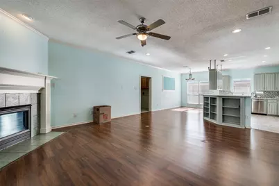 7133 Deer Hollow Drive, Fort Worth, TX 76132 - Photo 7