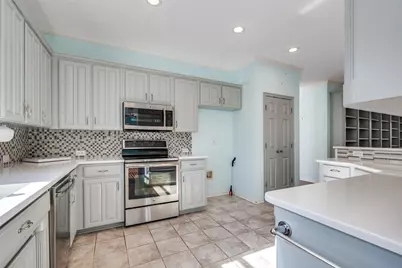 7133 Deer Hollow Drive, Fort Worth, TX 76132 - Photo 11