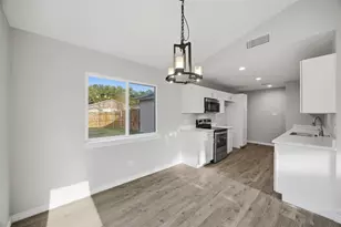 4622 Oakwood Dr, Garland, TX 75043 - Photo 5