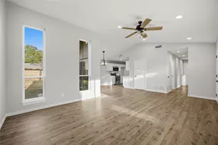 4622 Oakwood Dr, Garland, TX 75043 - Photo 3