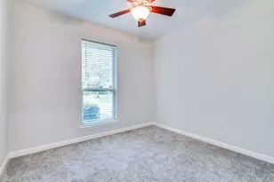 2513 Lawnview Dr, Carrollton, TX 75006 - Photo 9