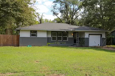 1004 Pecan Street, Canton, TX 75103 - Photo 1