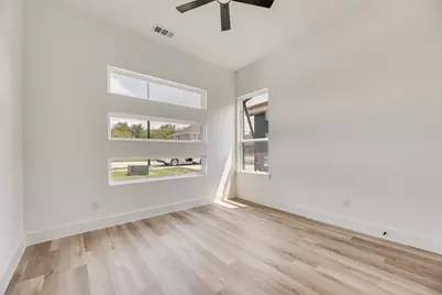 110 Hesed Street, Greenville, TX 75402 - Photo 15