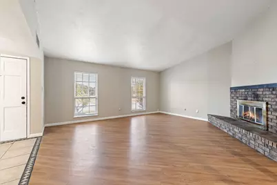 5588 Squires Drive, The Colony, TX 75056 - Photo 9