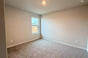 560 Arroyo Dr, Cleburne, TX 76033 - Photo 11