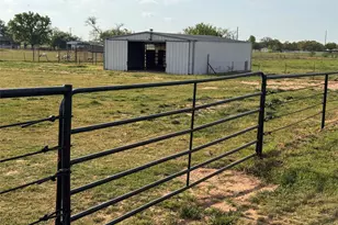 207 County Rd 3214, Bridgeport, TX 76426 - Photo 35