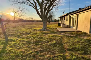 207 County Rd 3214, Bridgeport, TX 76426 - Photo 23