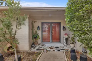 807 Middle Run, Duncanville, TX 75137 - Photo 7