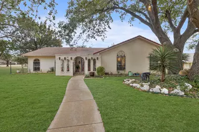 807 Middle Run, Duncanville, TX 75137 - Photo 5