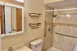 2710 Ashglen Dr, Garland, TX 75043 - Photo 9