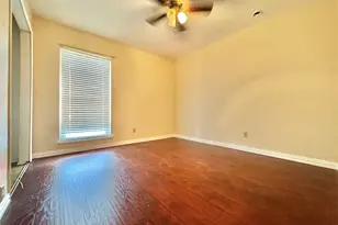 2710 Ashglen Dr, Garland, TX 75043 - Photo 7