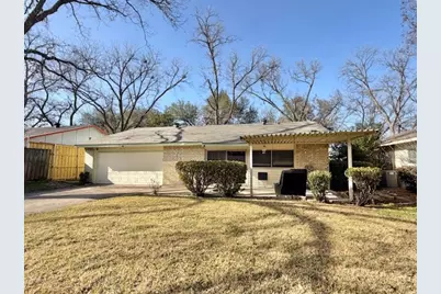 2710 Ashglen Drive, Garland, TX 75043 - Photo 13