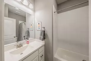 9621 Pickwick Trail, Fort Worth, TX 76131 - Photo 33