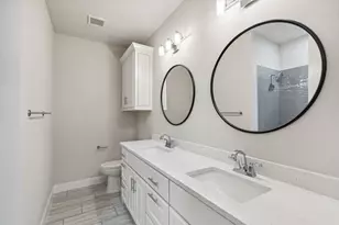 2165 Middlewood Cir, Granbury, TX 76049 - Photo 29