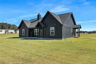 1460 County Rd 701, Cleburne, TX 76031 - Photo 13