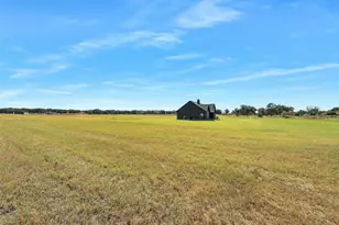 1460 County Rd 701, Cleburne, TX 76031 - Photo 11