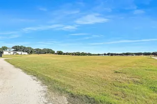 1460 County Rd 701, Cleburne, TX 76031 - Photo 15