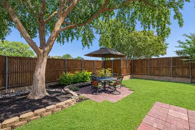 3927 Alto Avenue, Carrollton, TX 75007 - Photo 23