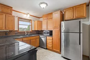 425 Lindenwood Ln W, Hewitt, TX 76643 - Photo 13