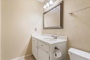 425 Lindenwood Ln W, Hewitt, TX 76643 - Photo 23